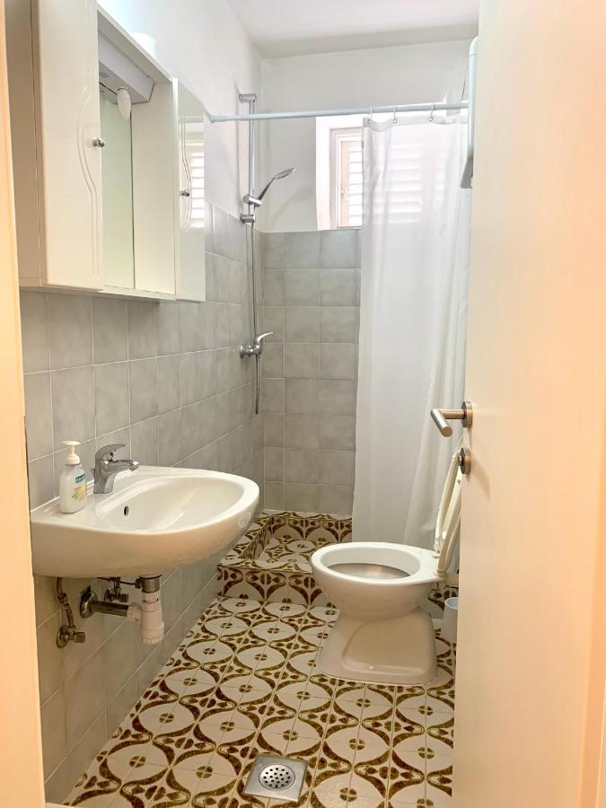 Apartments Nikola Stipisic Хвар Екстериор снимка