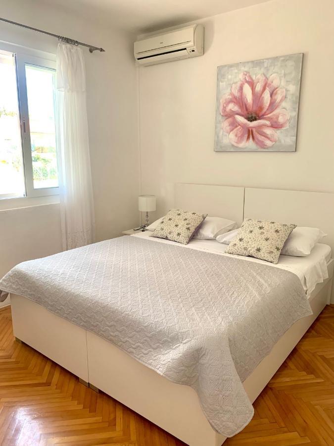 Apartments Nikola Stipisic Хвар Екстериор снимка