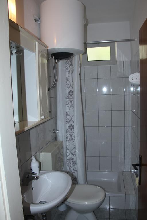 Apartments Nikola Stipisic Хвар Стая снимка