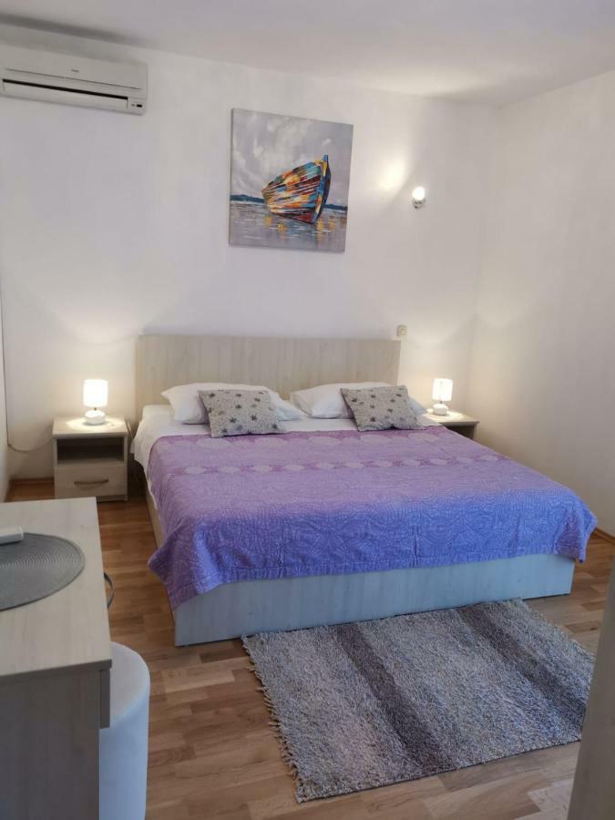 Apartments Nikola Stipisic Хвар Екстериор снимка
